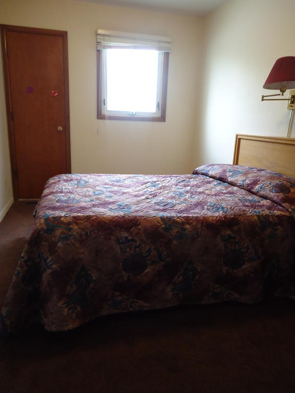 Lake-Vu Motel Kenora Habitación foto